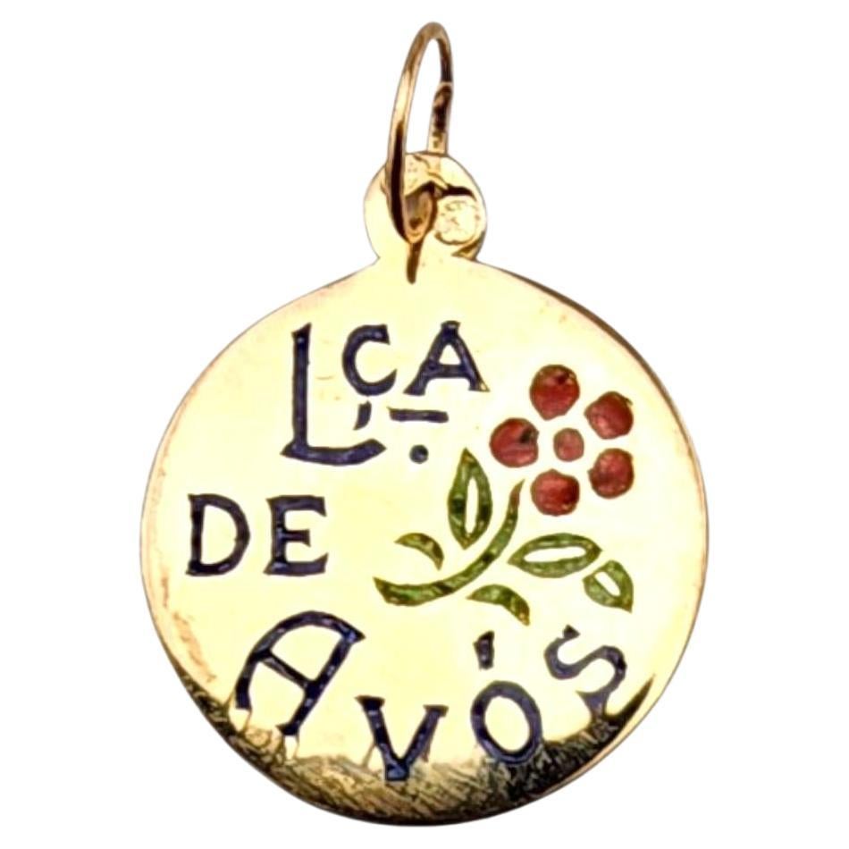 19.2 Karat Yellow Gold "Grandmother" "Lca De Avos" Portuguese Charm #23159