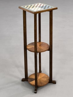 1920-1930 Français Art Deco Design Céramique et Bois Marqueté The Pedestal Table