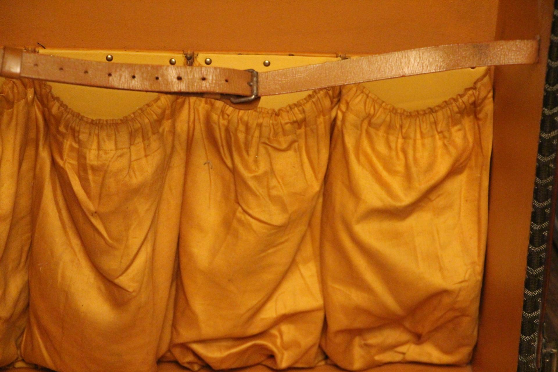 1920s-1930s Goyard Trunk, Goyard Wardrobe Double Hanging Section Steamer Trunk 2