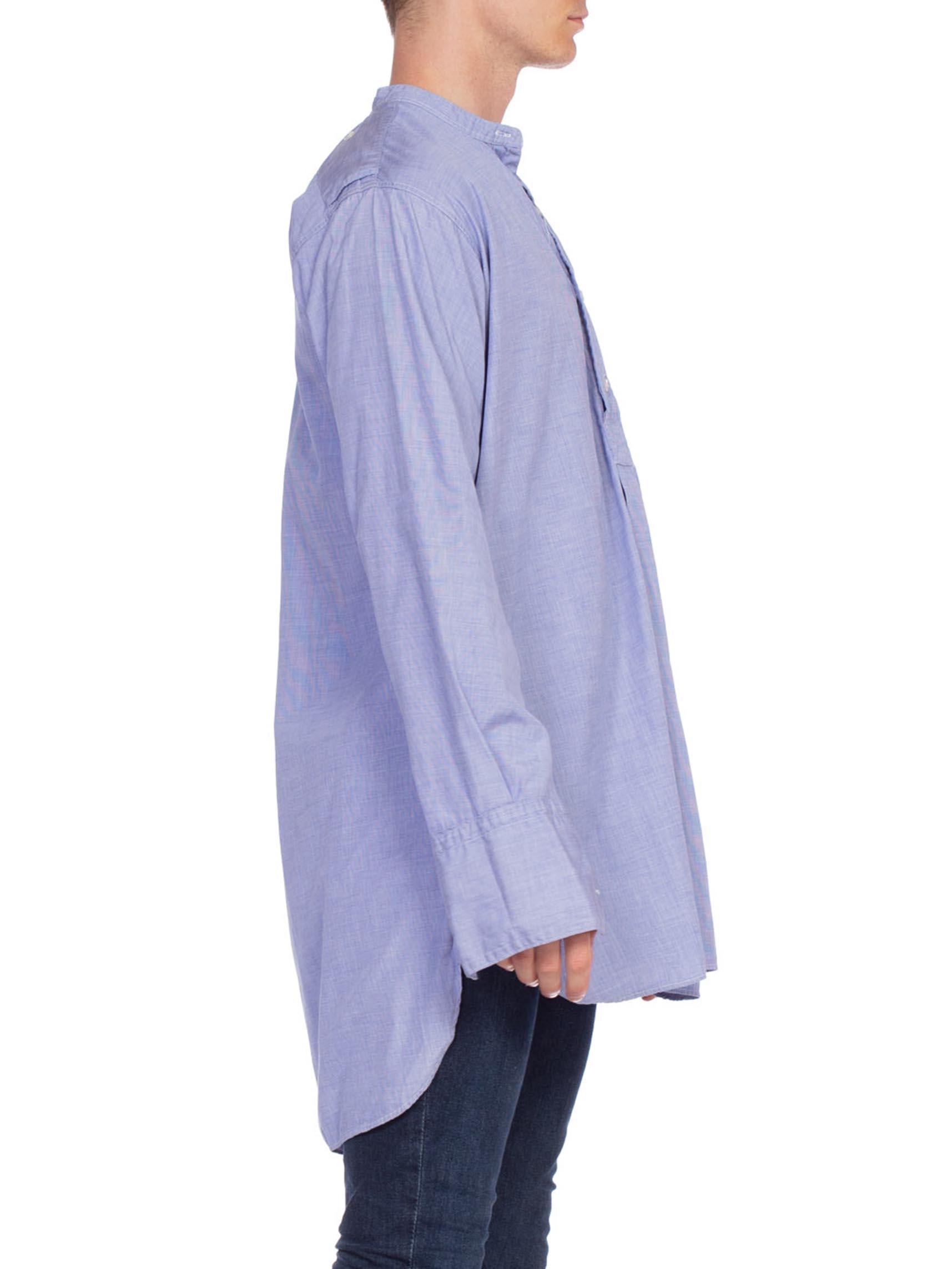 Blu Camicia da uomo con polsini alla francese in cotone organico blu 1940S in vendita