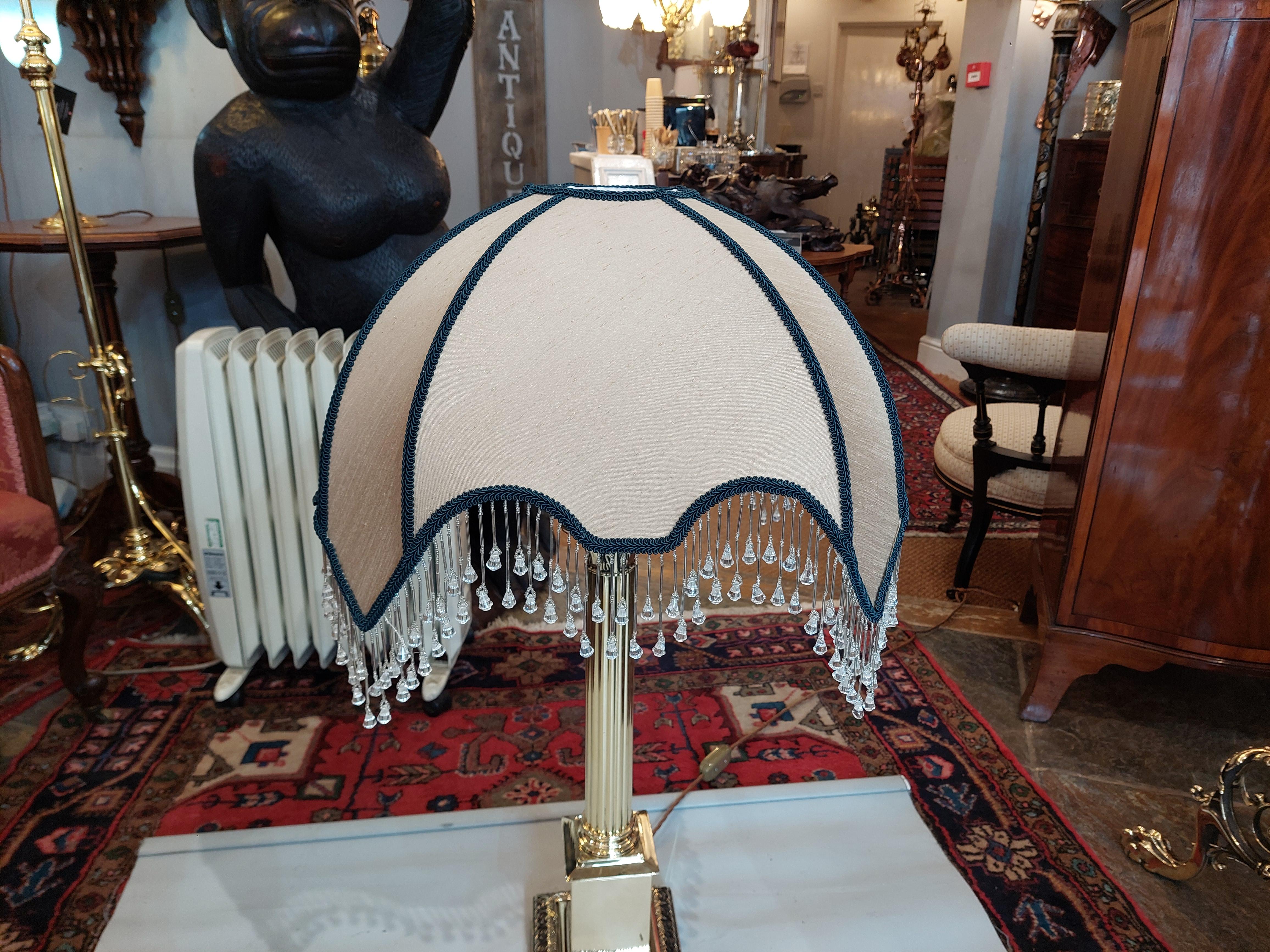 Laiton Lampe de table en laiton 1920/30 en vente