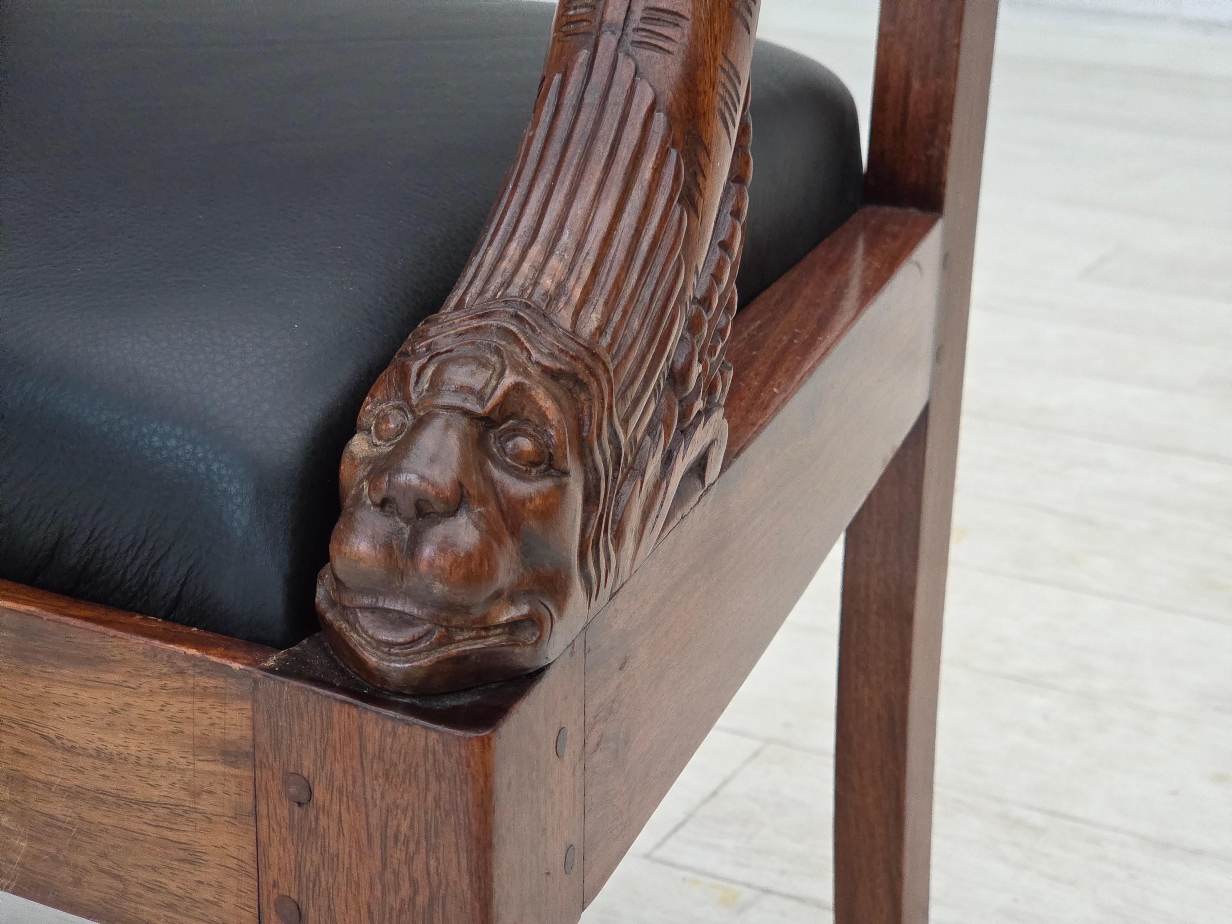 Anni '20-'30, set di 2 poltrone, design di Georges Jacob, legno di teak intagliato. in vendita 5
