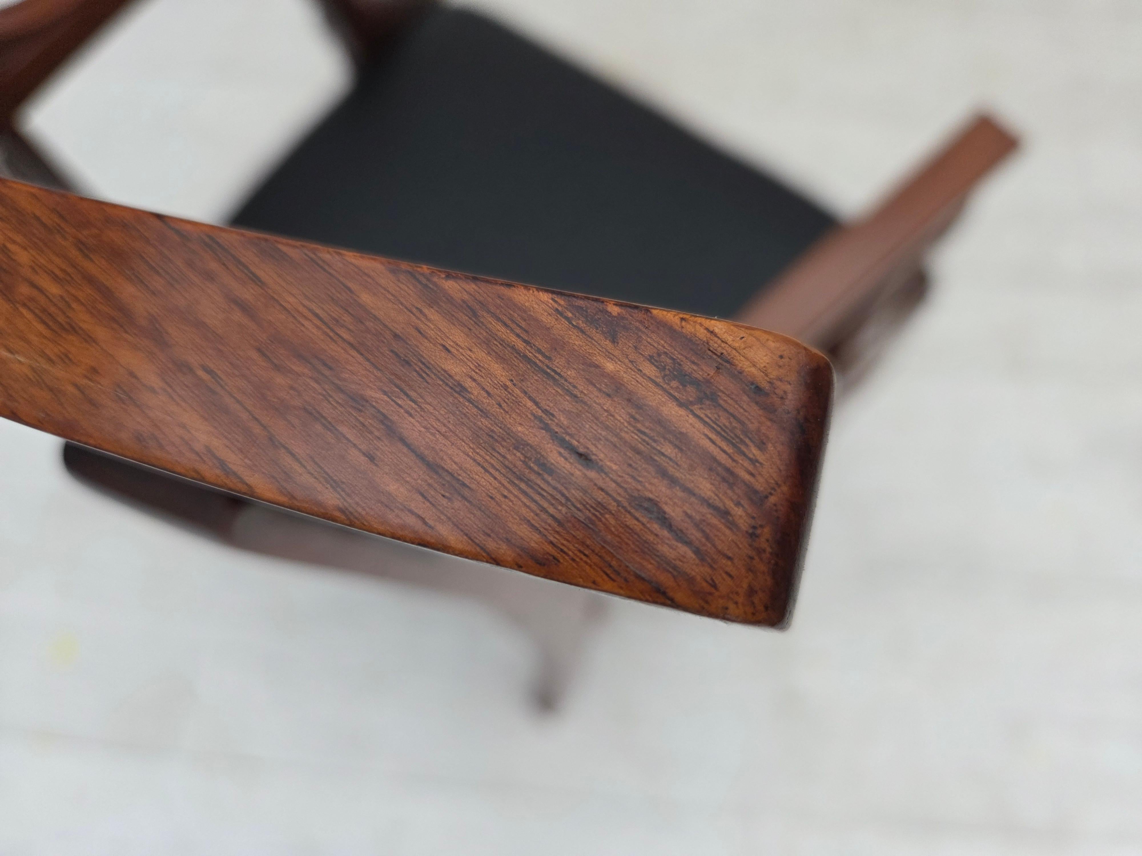 Anni '20-'30, set di 2 poltrone, design di Georges Jacob, legno di teak intagliato. in vendita 10