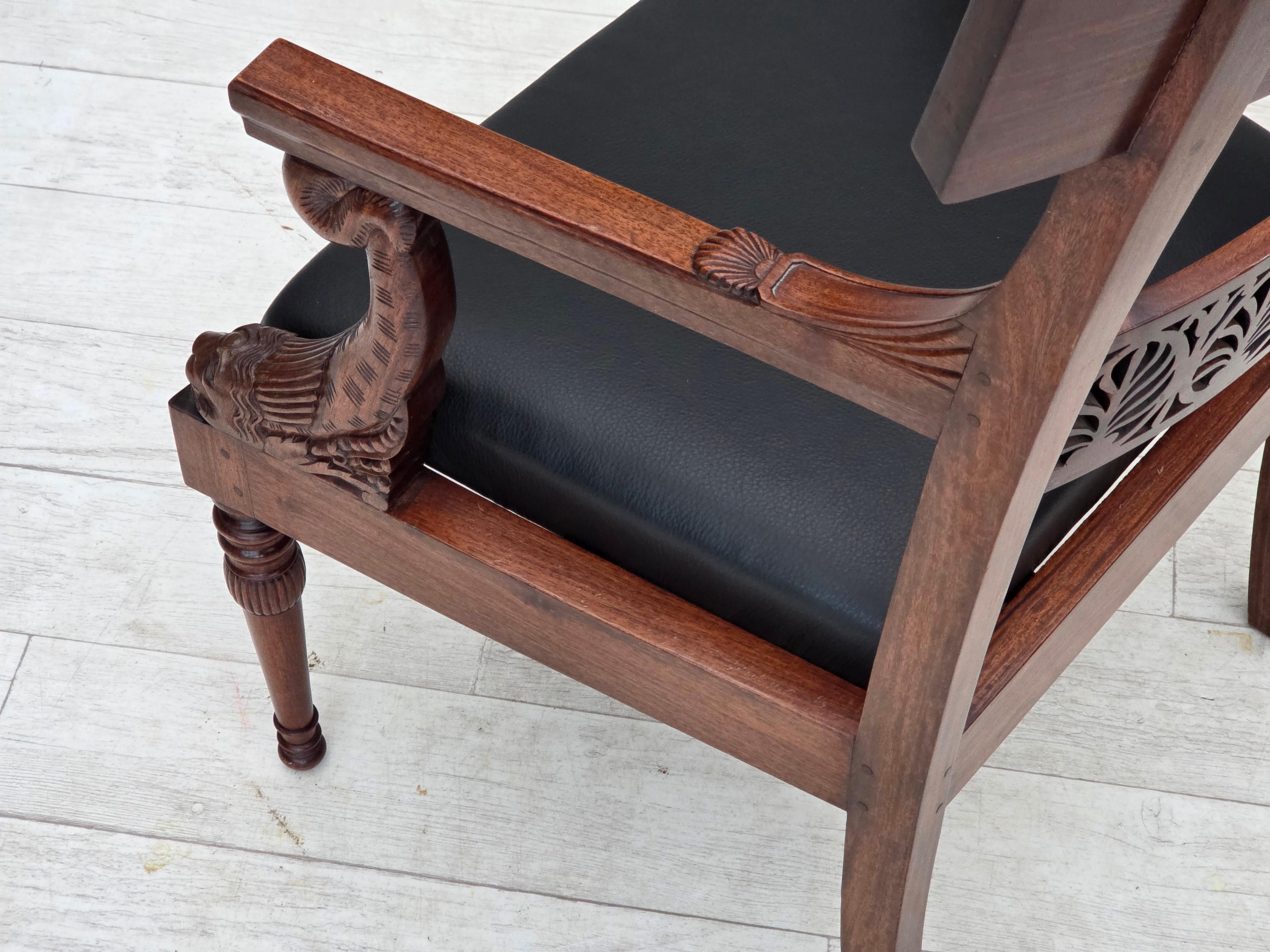 Anni '20-'30, set di 2 poltrone, design di Georges Jacob, legno di teak intagliato. in vendita 13