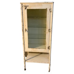 Vintage 1920 American Medical Doctors Cabinet Vitrine