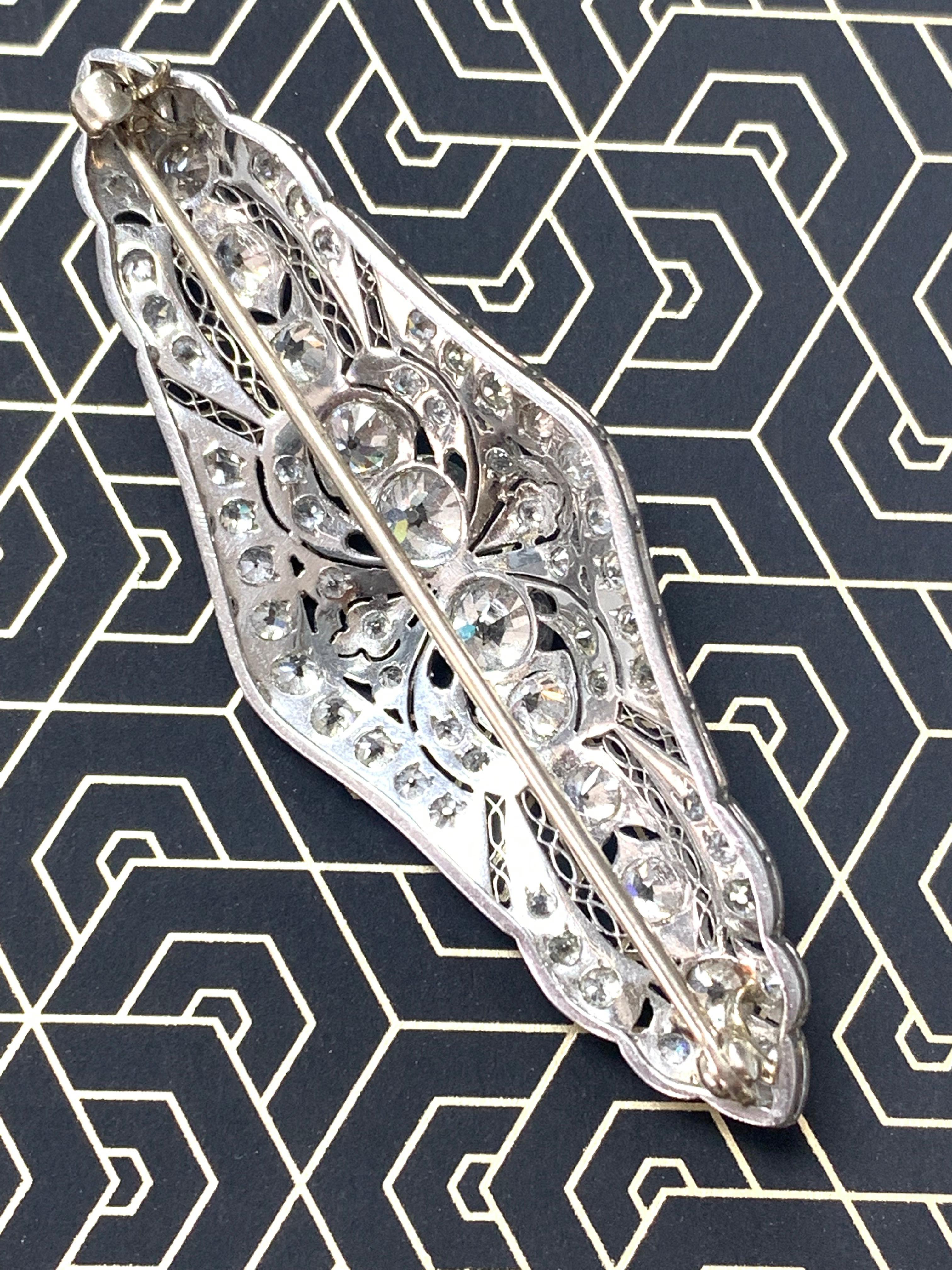 1920 Antique diamond broach beautifully handcrafted in platinum. 
The details are as follows : 
Diamond weight : 4.50 carat ( I color and VS2 clarity ) 
Metal : Platinum 
Measurements ; 2 1/2