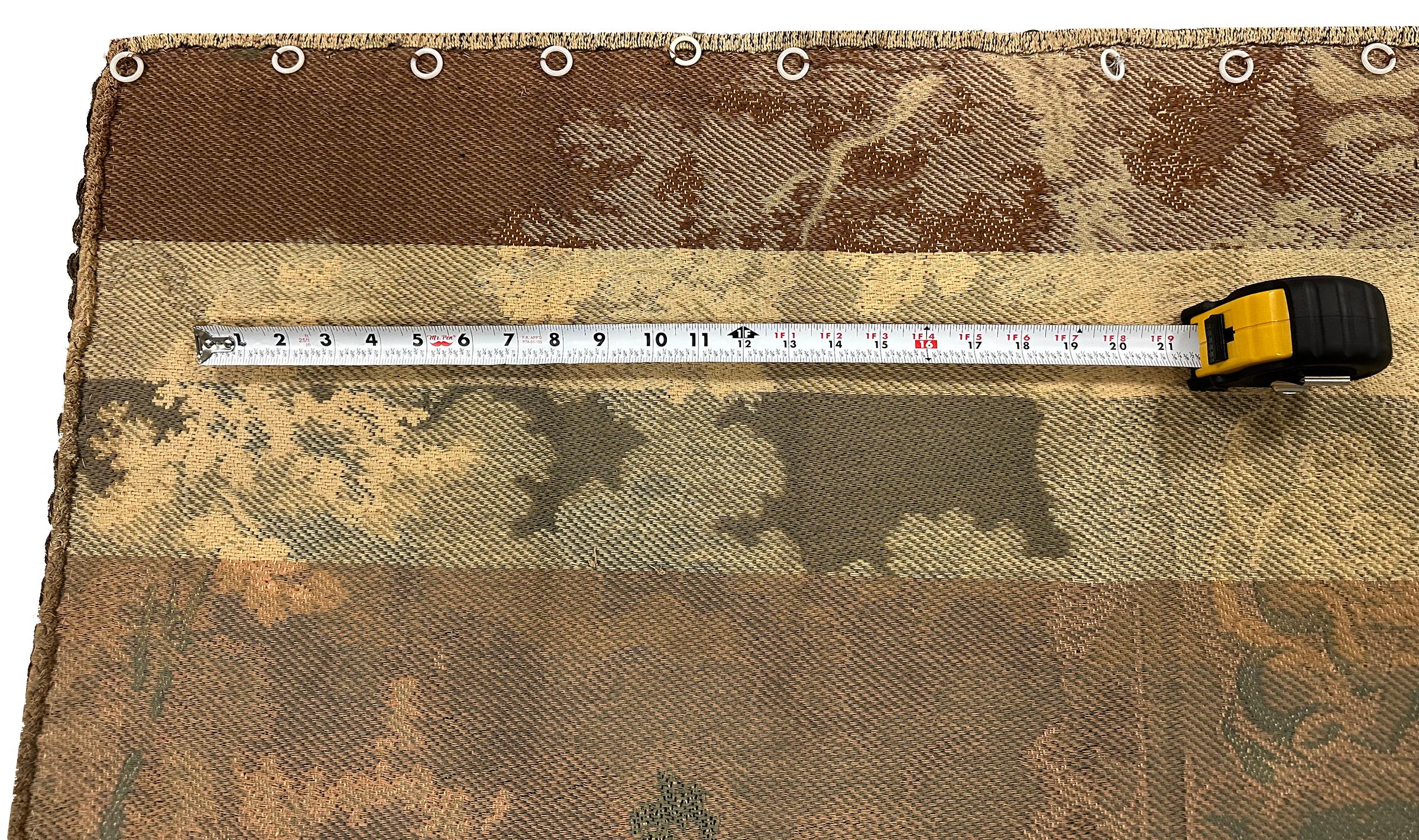 1920 Antiker französischer Wandteppich Verdure Fountain 4x6ft 125cm x 173cm im Angebot 8