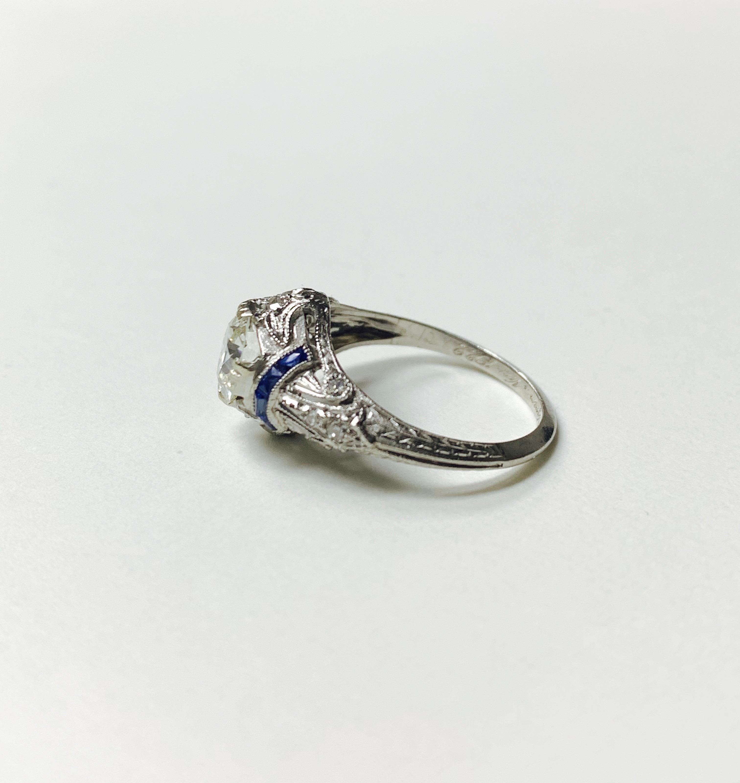 1920 Antiker Diamantring mit altem europäischem Schliff in Platin (Alteuropäischer Schliff)