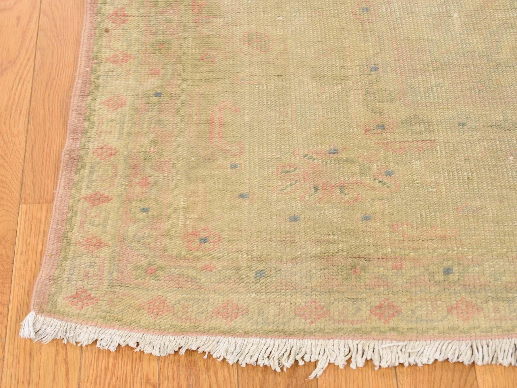 Early 20th Century 1920 Antique Turkish Oushak Rug Pink / Beige