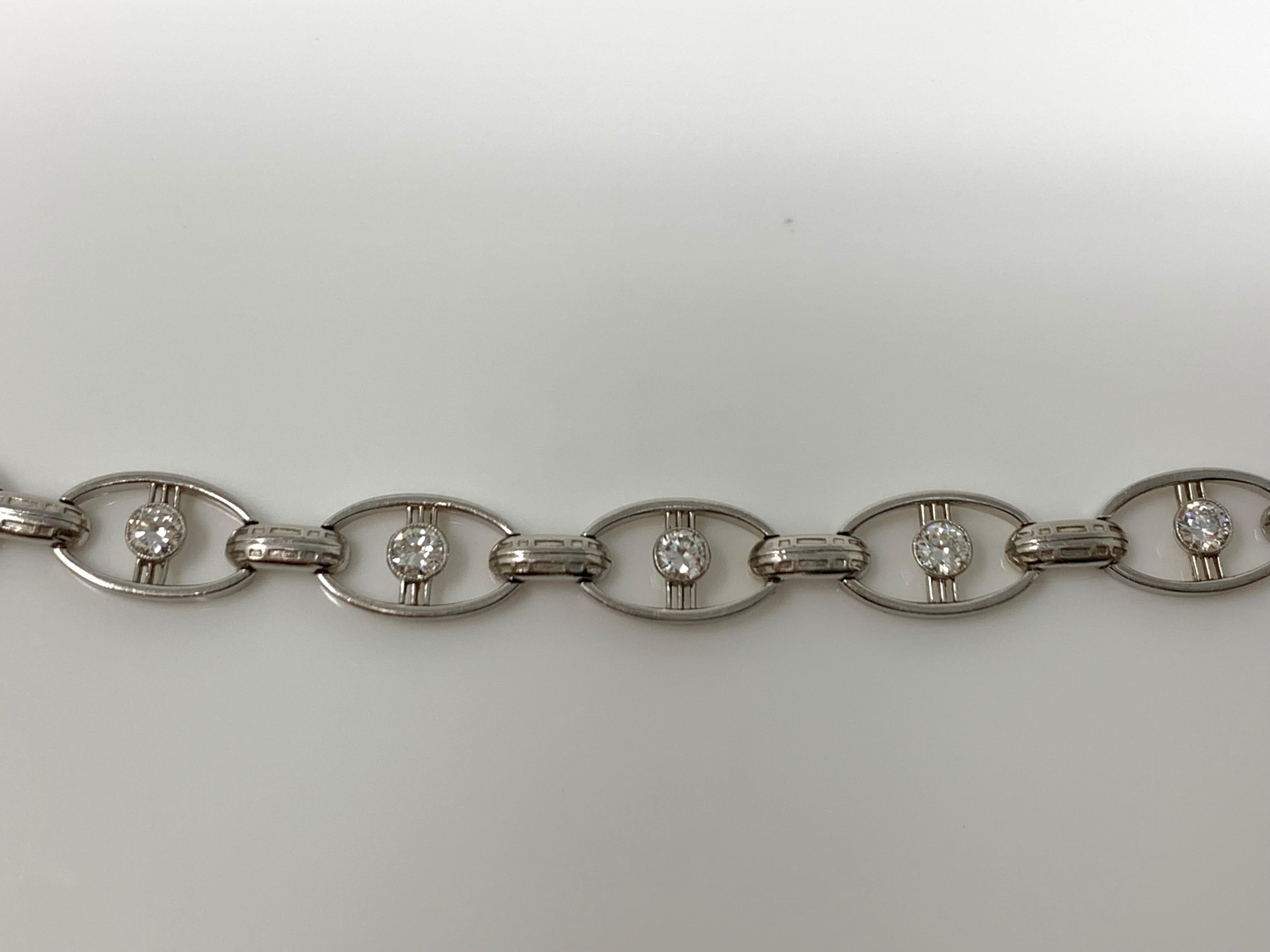 1920 Antikes weißes Diamantarmband aus Platin im Angebot 1