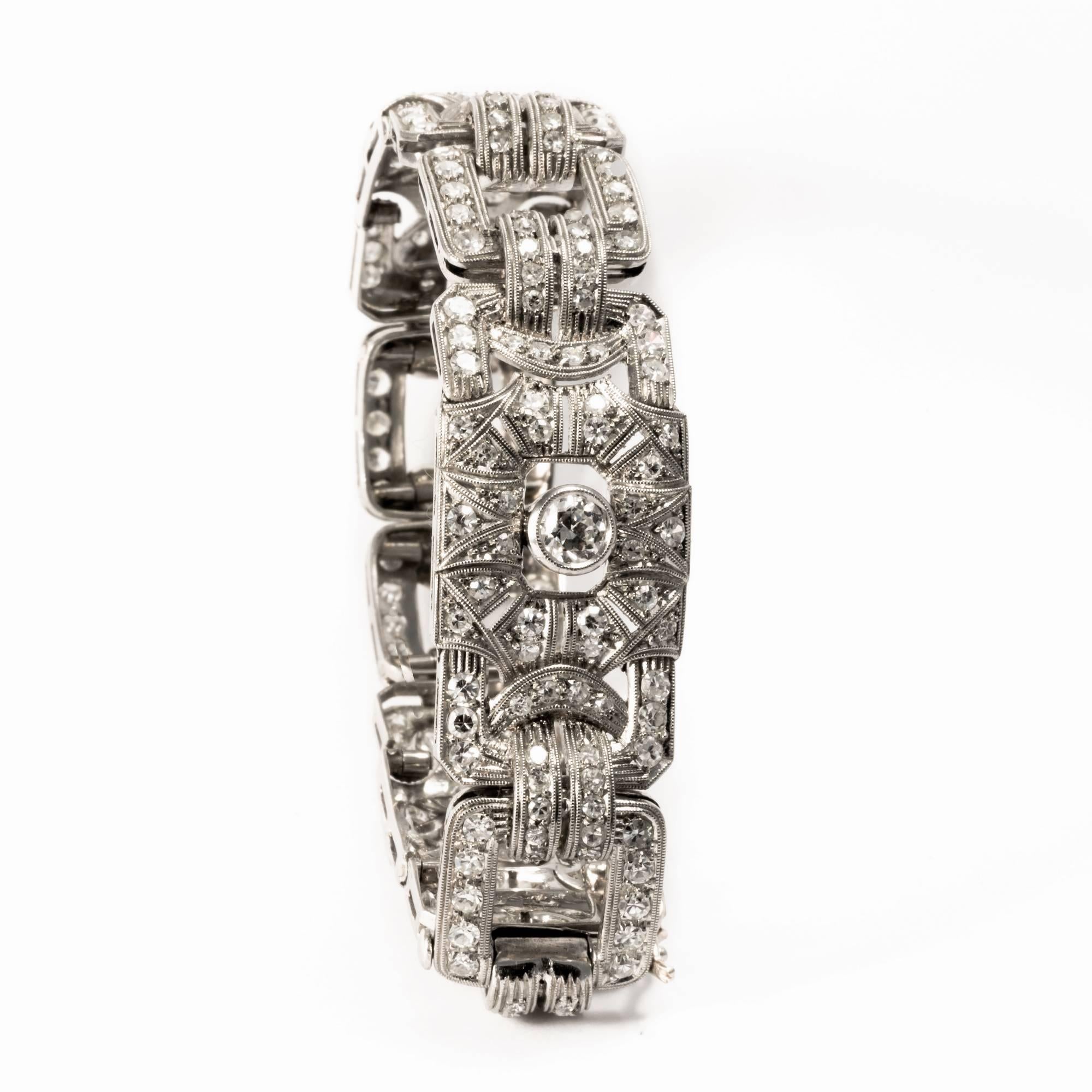 1920 Art Deco Link Diamond 18K Gold Milgrain Bangle Bracelet 3