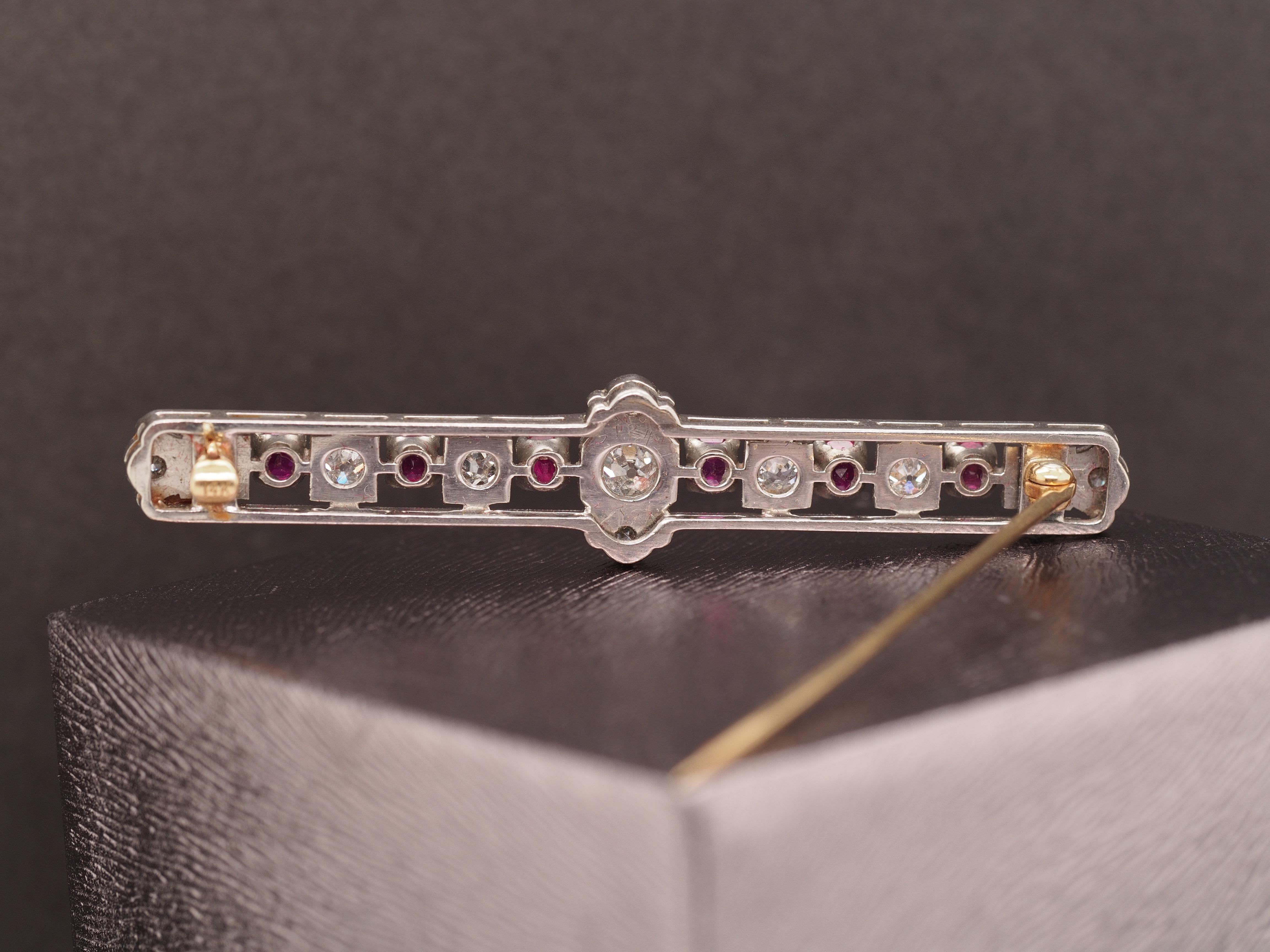 Women's 1920 Art Deco Platinum 1.00cttw Old European Diamond Ruby Oval Pin For Sale