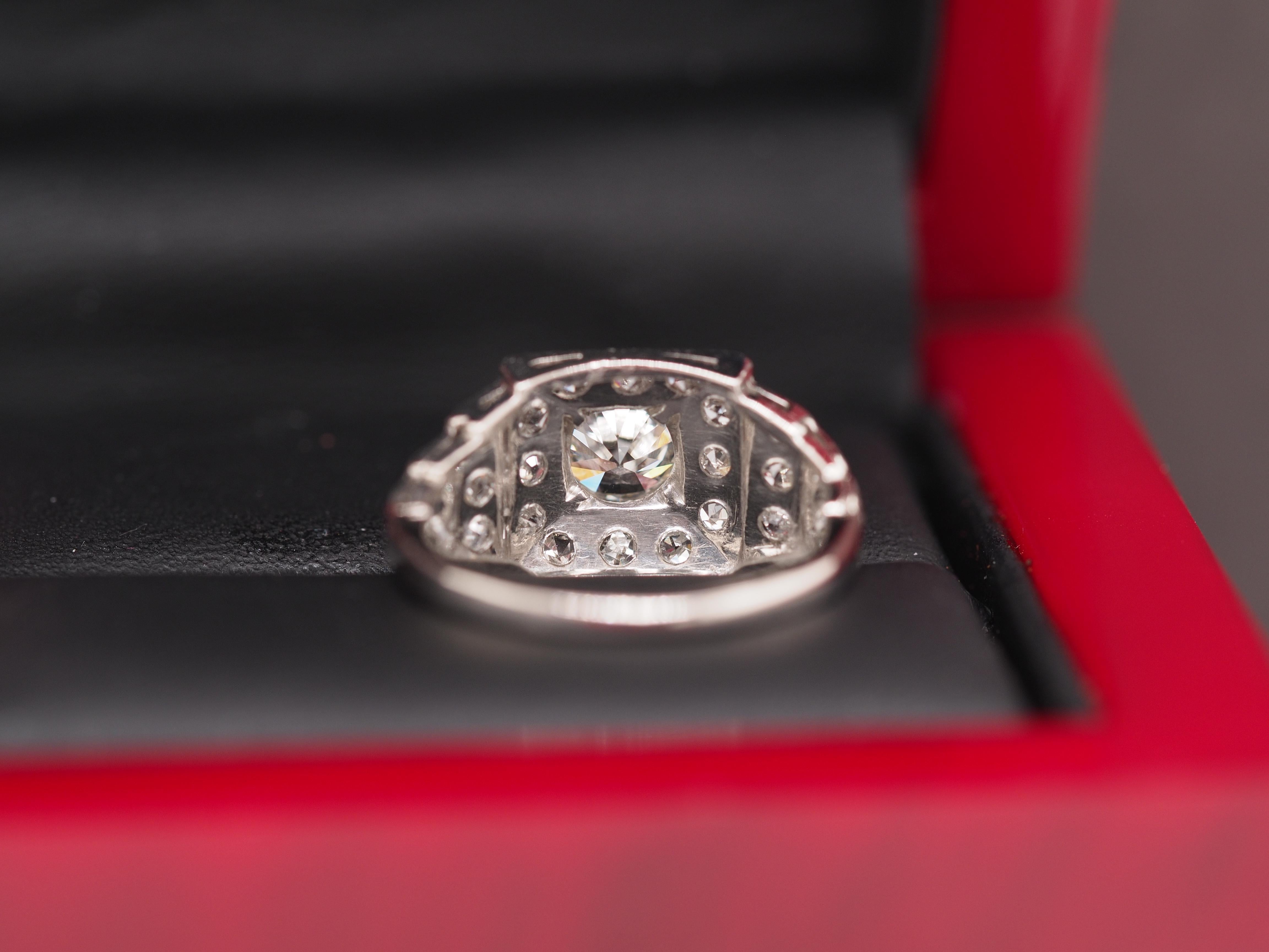 1920 Art Deco Platinum Diamond Engagement Ring In Good Condition For Sale In Atlanta, GA