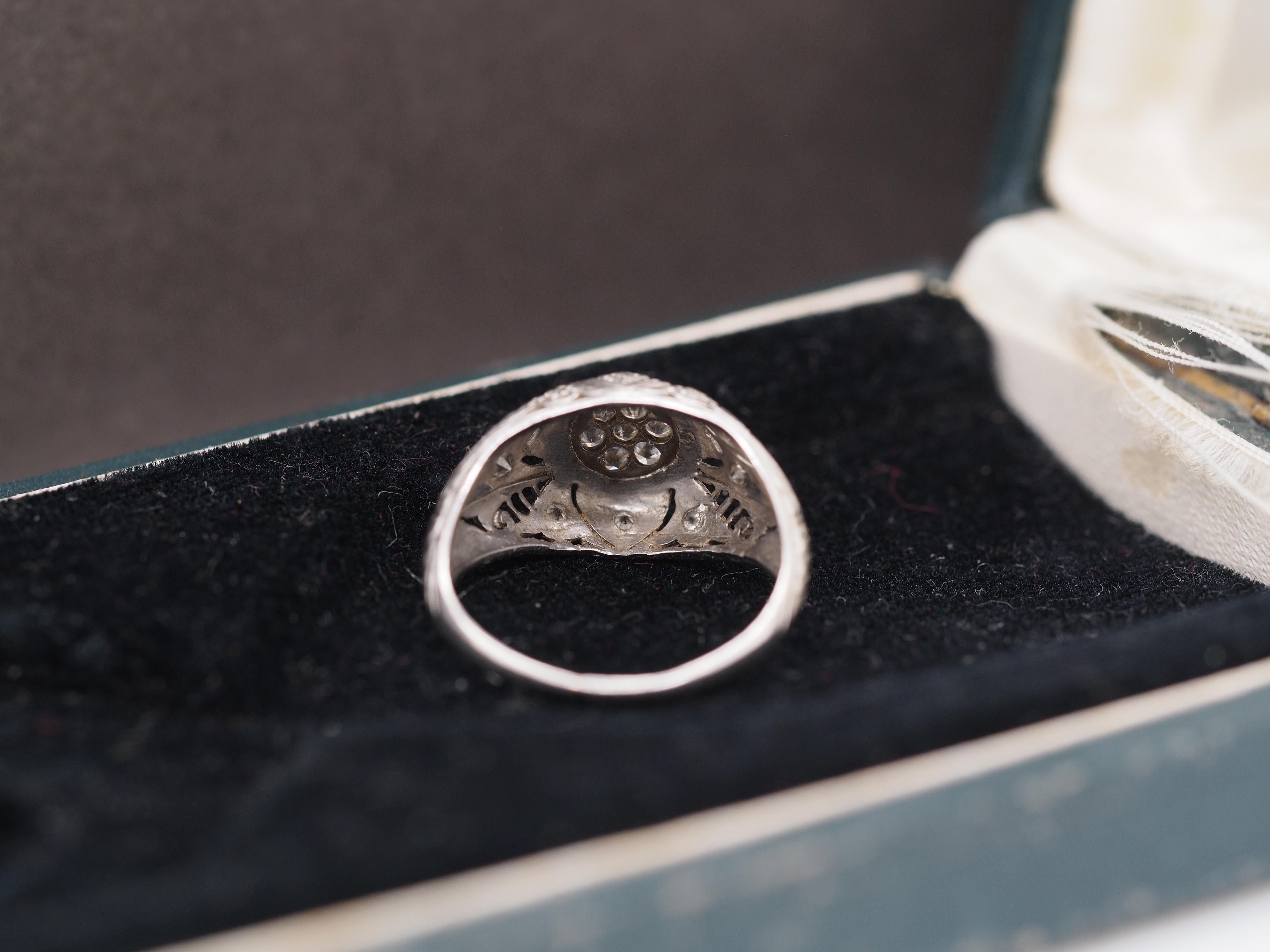 Verlobungsring aus Platin mit Diamant im Art déco-Stil von 1920 im Zustand „Gut“ im Angebot in Atlanta, GA