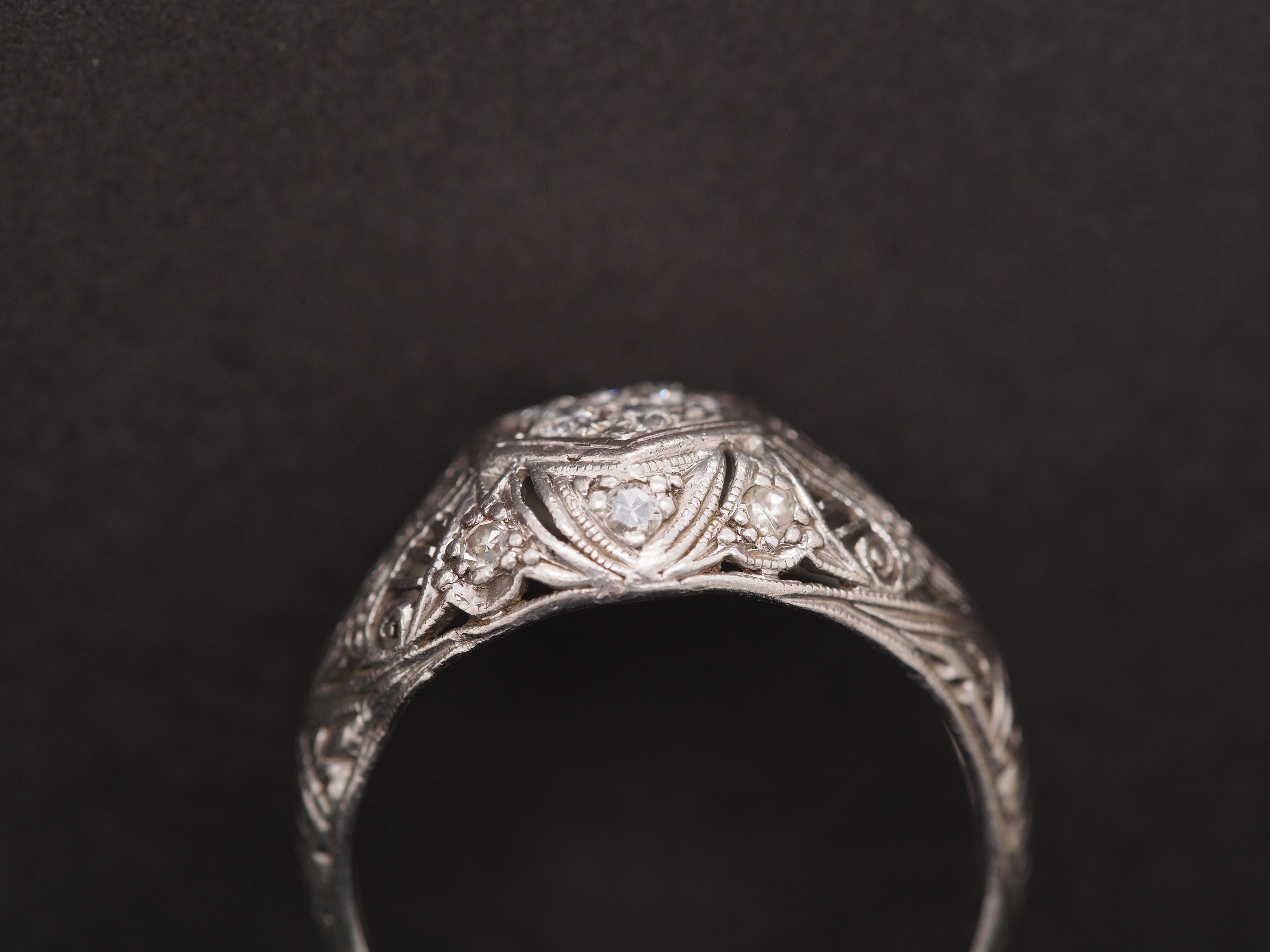 Verlobungsring aus Platin mit Diamant im Art déco-Stil von 1920 im Angebot 2