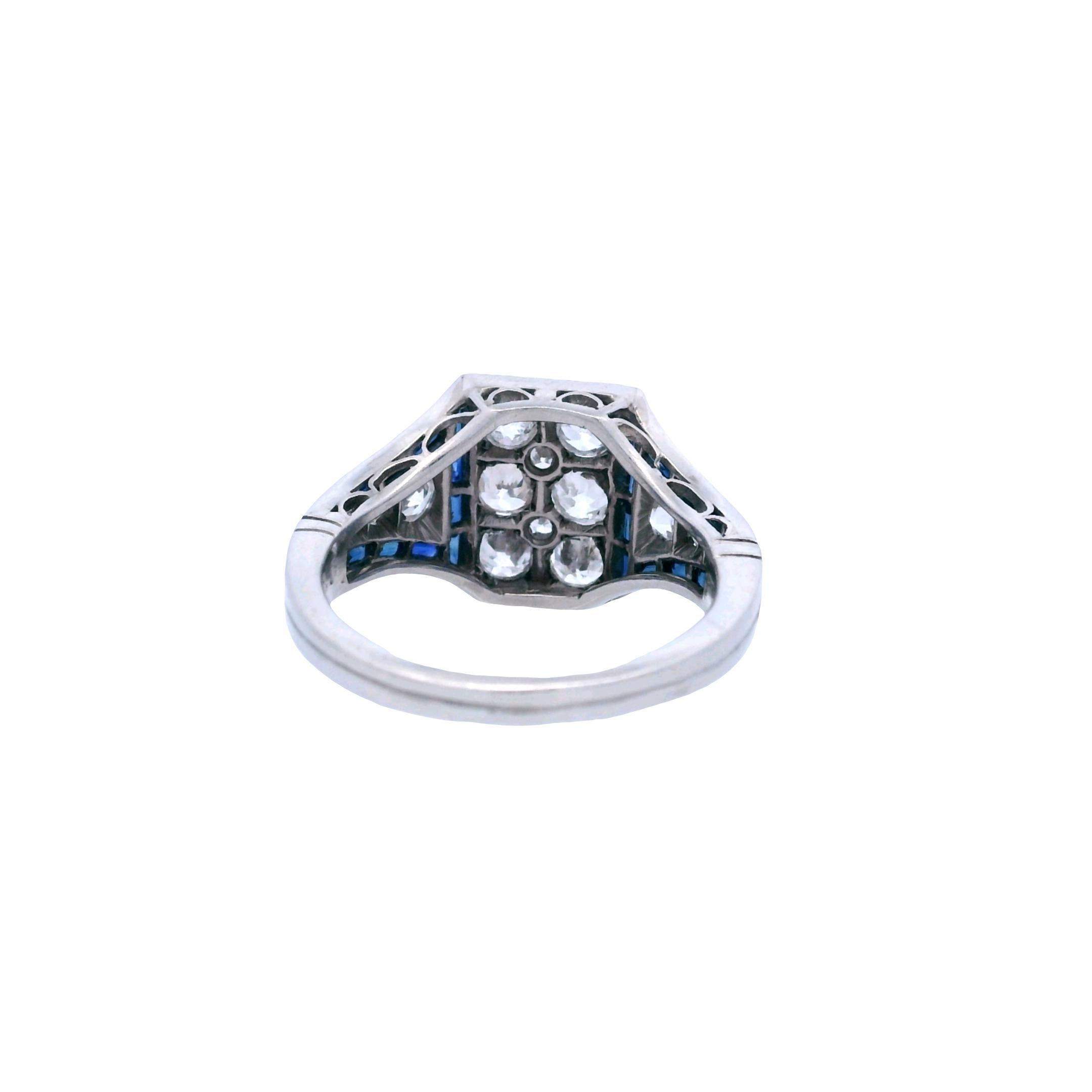 1920 Anillo Art Decó de platino con 1,25 quilates de diamantes y zafiros en venta 3