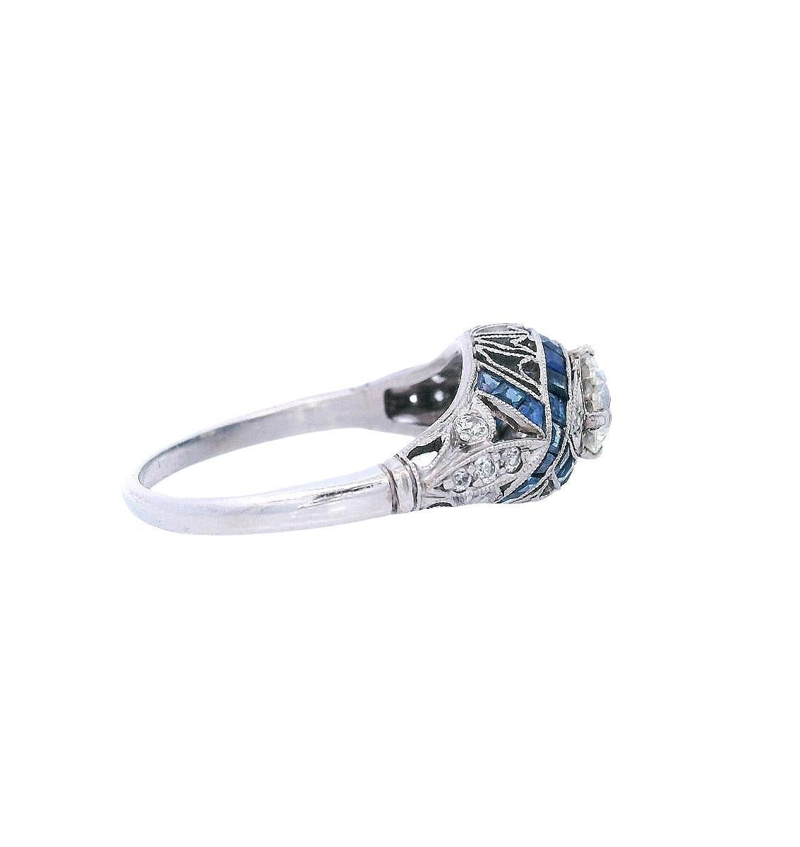1920 Anillo Art Déco de Platino con Diamantes y Zafiros en Bueno estado para la venta en Aventura, FL