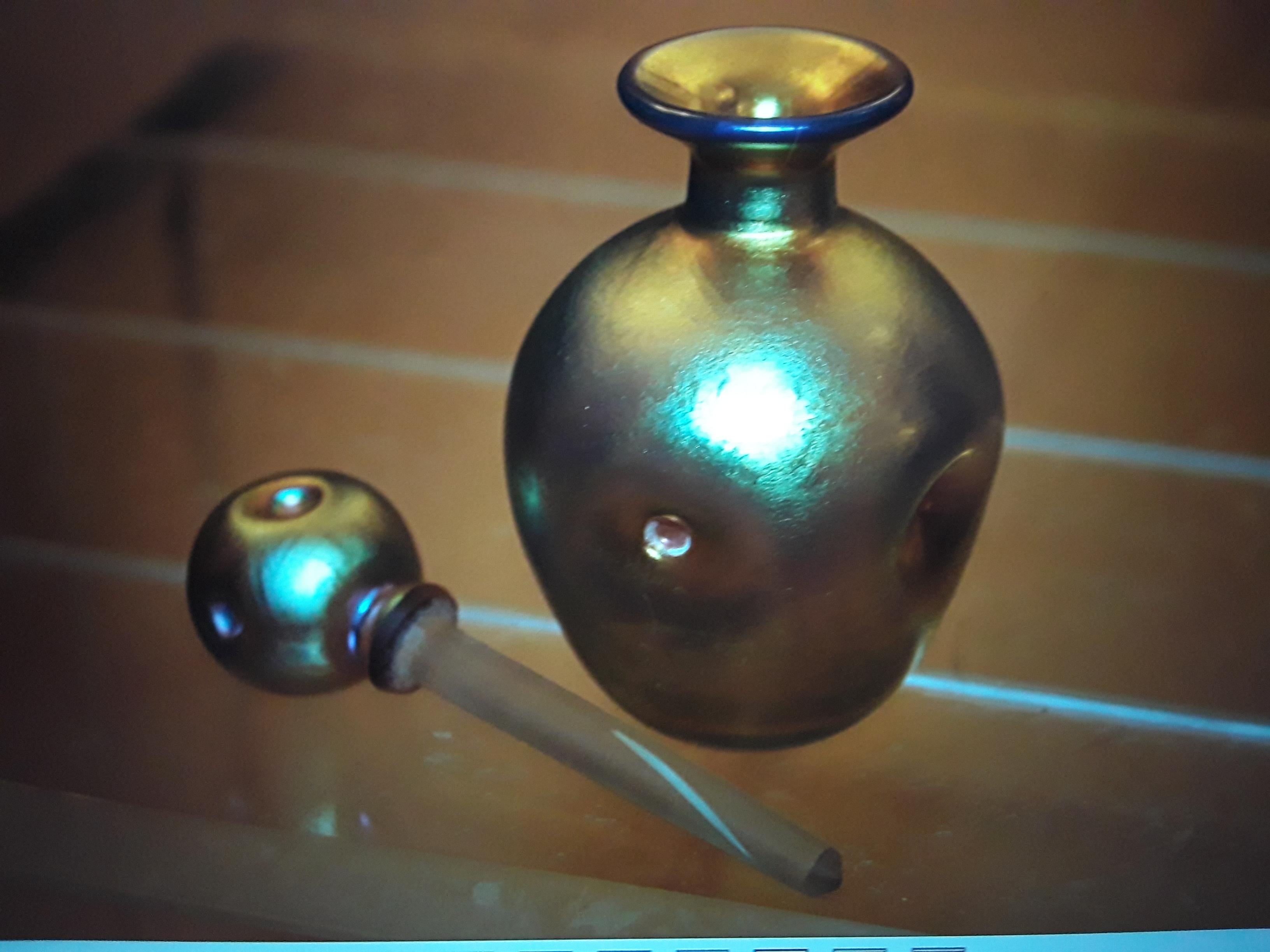 1920' Art Deco Steuben Glass Era Gold [Aurene Type] Perfume Bottle with Dauber In Good Condition For Sale In Opa Locka, FL