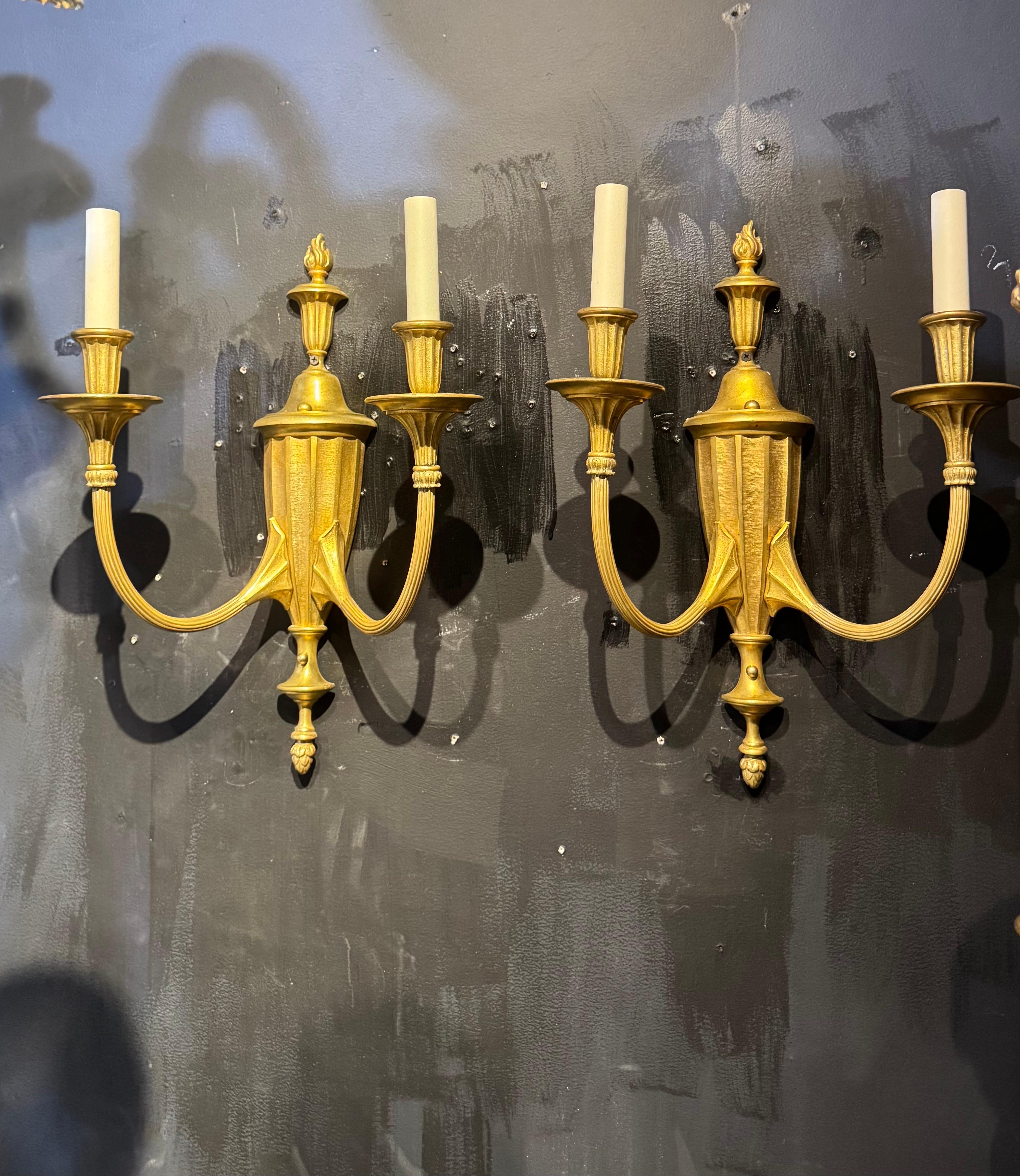 Bronzo 1920 Caldwell Bronze Sconces 2 Lights in vendita