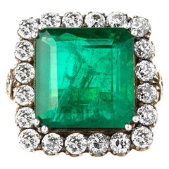 19.20 Carats Zambian Emerald 4.40 Ct's Diamonds Art Deco Style Solitaire Ring