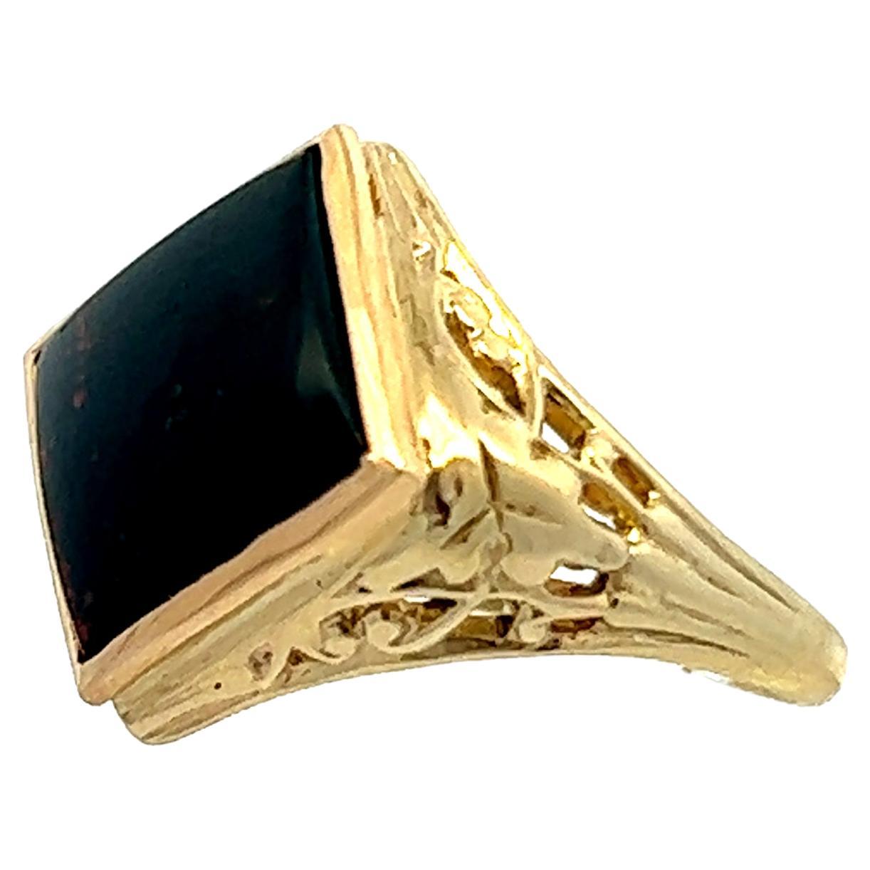 1920 Edwardian Bloodstone Yellow Gold Filigree Ring 