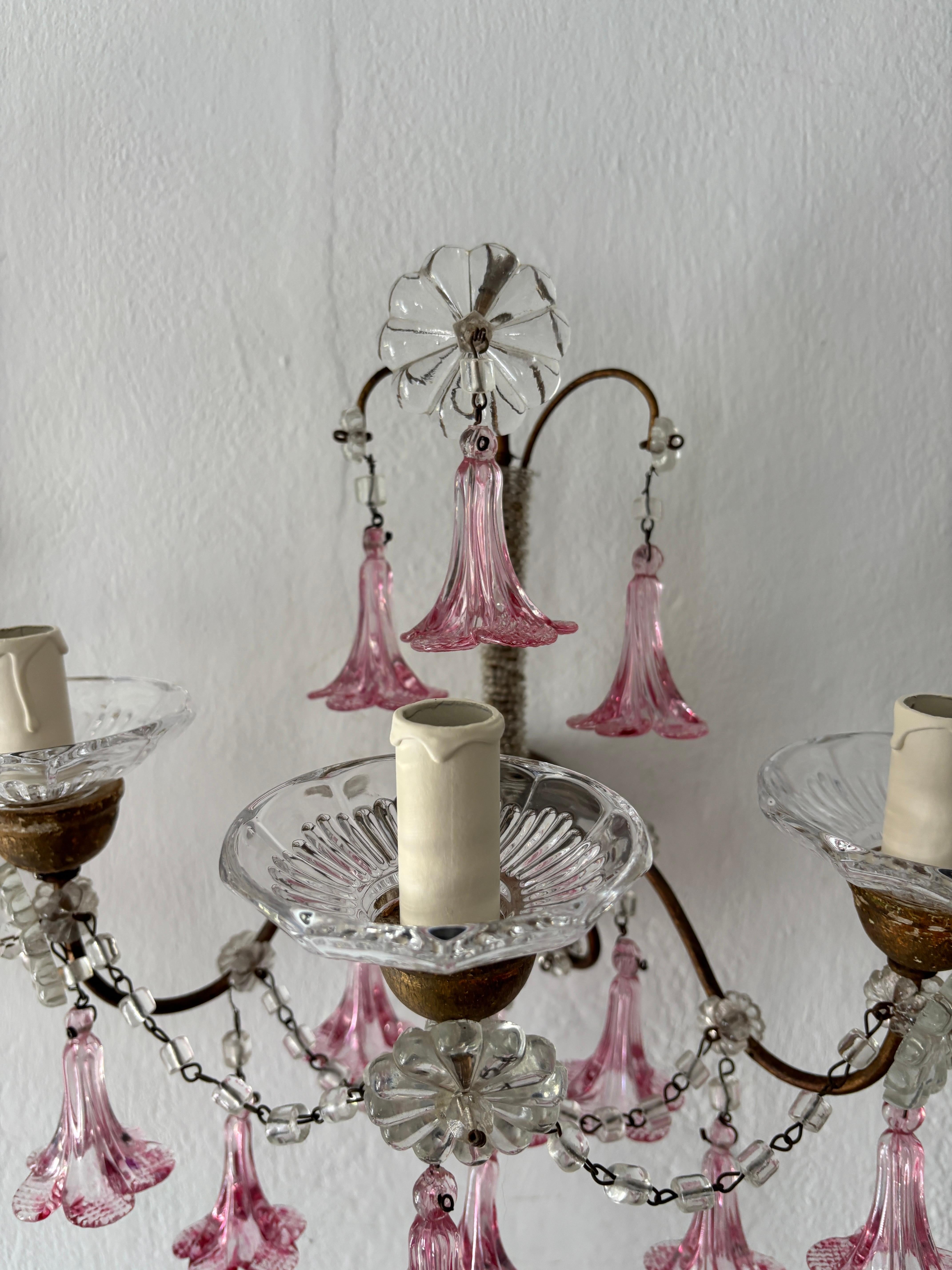 Early 20th Century 1920 French Baroque Pink Murano Drops 3 Lights Gilt Wood Micro Beaded Sconces For Sale
