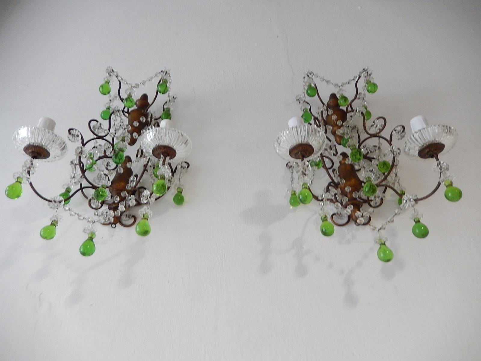 Early 20th Century 1920 French Green Murano Drops Beaded Swags Giltwood Sconces For Sale