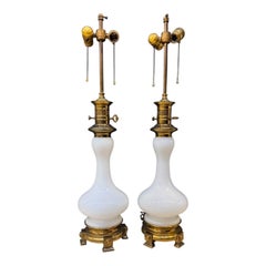 1920 Lampade da tavolo in vetro French Opaline