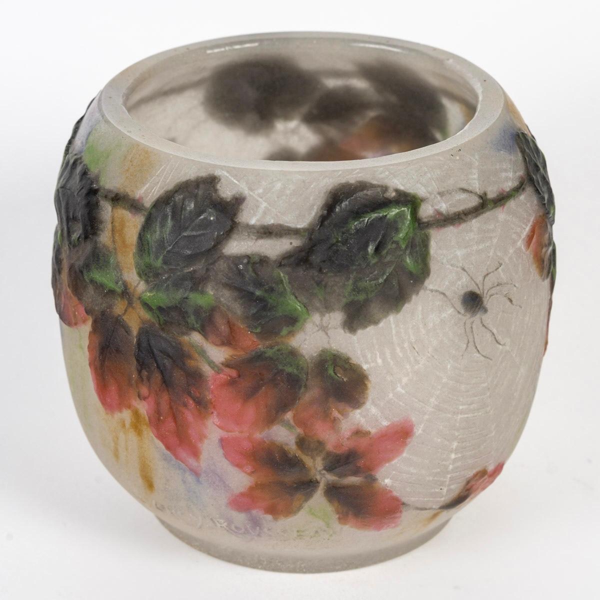 Stampato 1920 Gabriel Argy-Rousseau Vaso Araignée et Ronces in vetro Pate de Verre Cameo in vendita