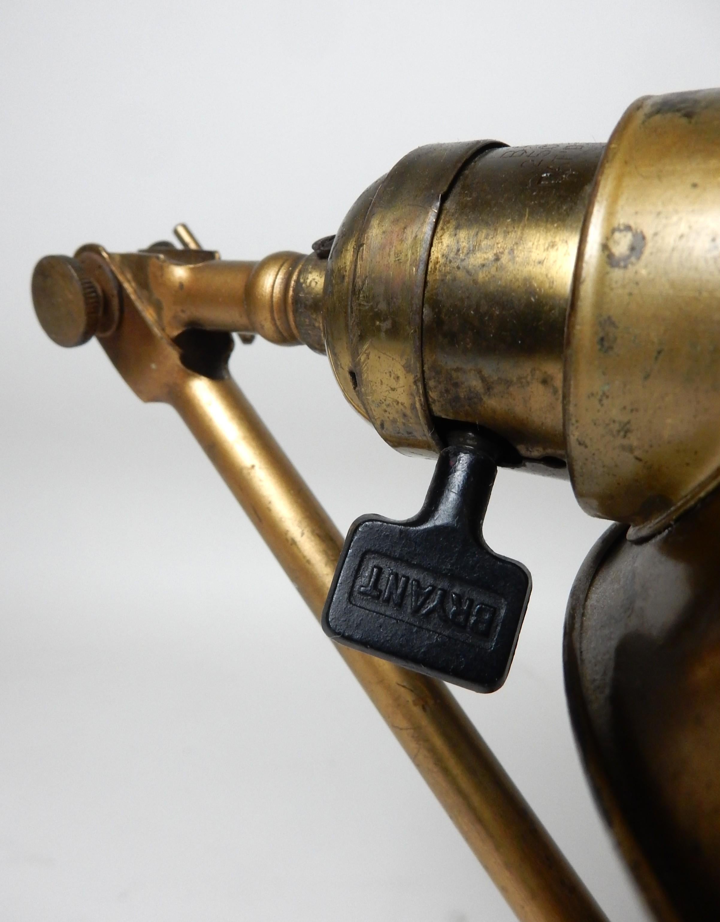 1920 Machine age Industrial Faries Desk Lamp In Good Condition For Sale In Las Vegas, NV
