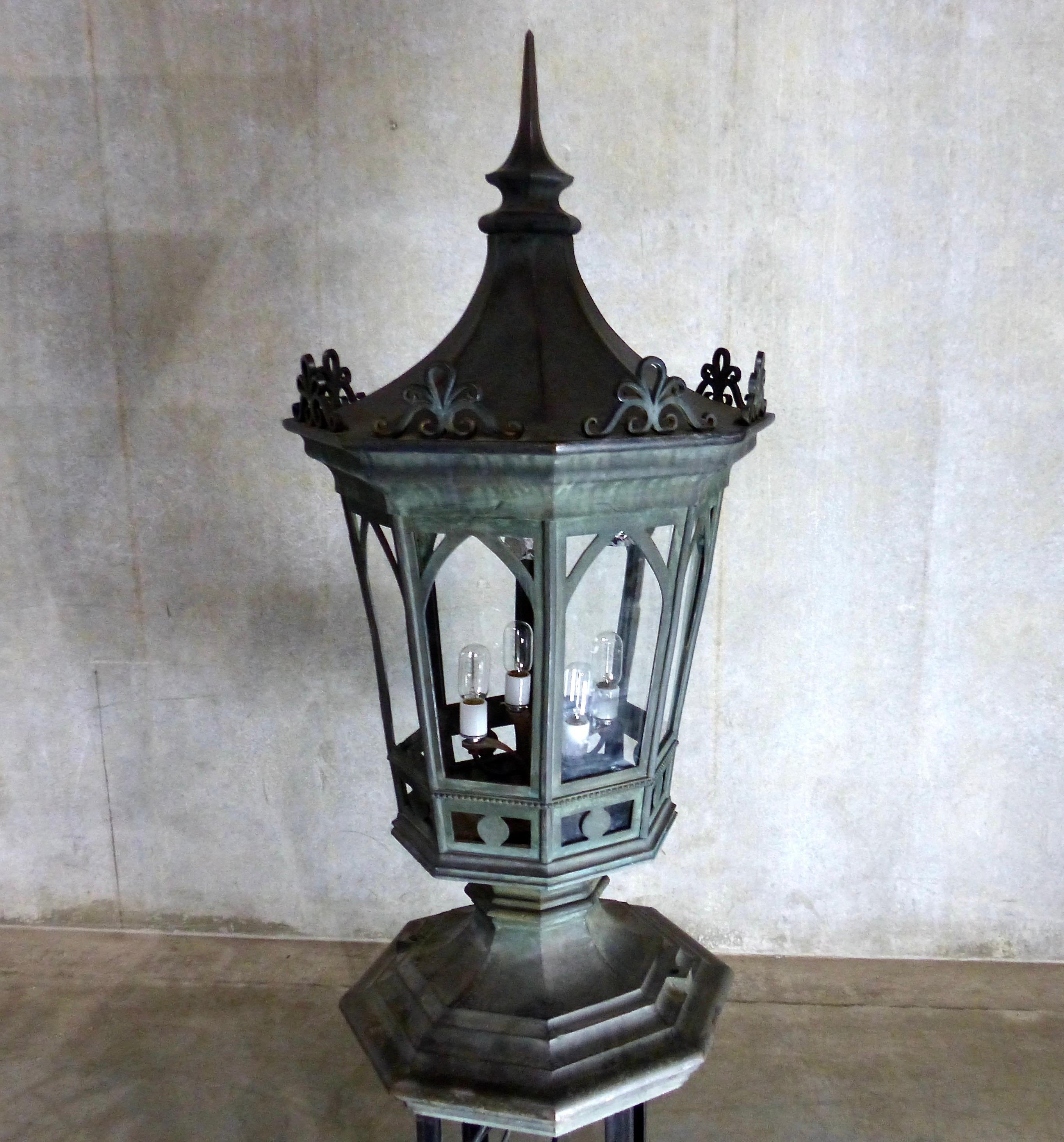 American 1920 Massive Antique Octagonal Solid Bronze Exterior Lantern For Sale