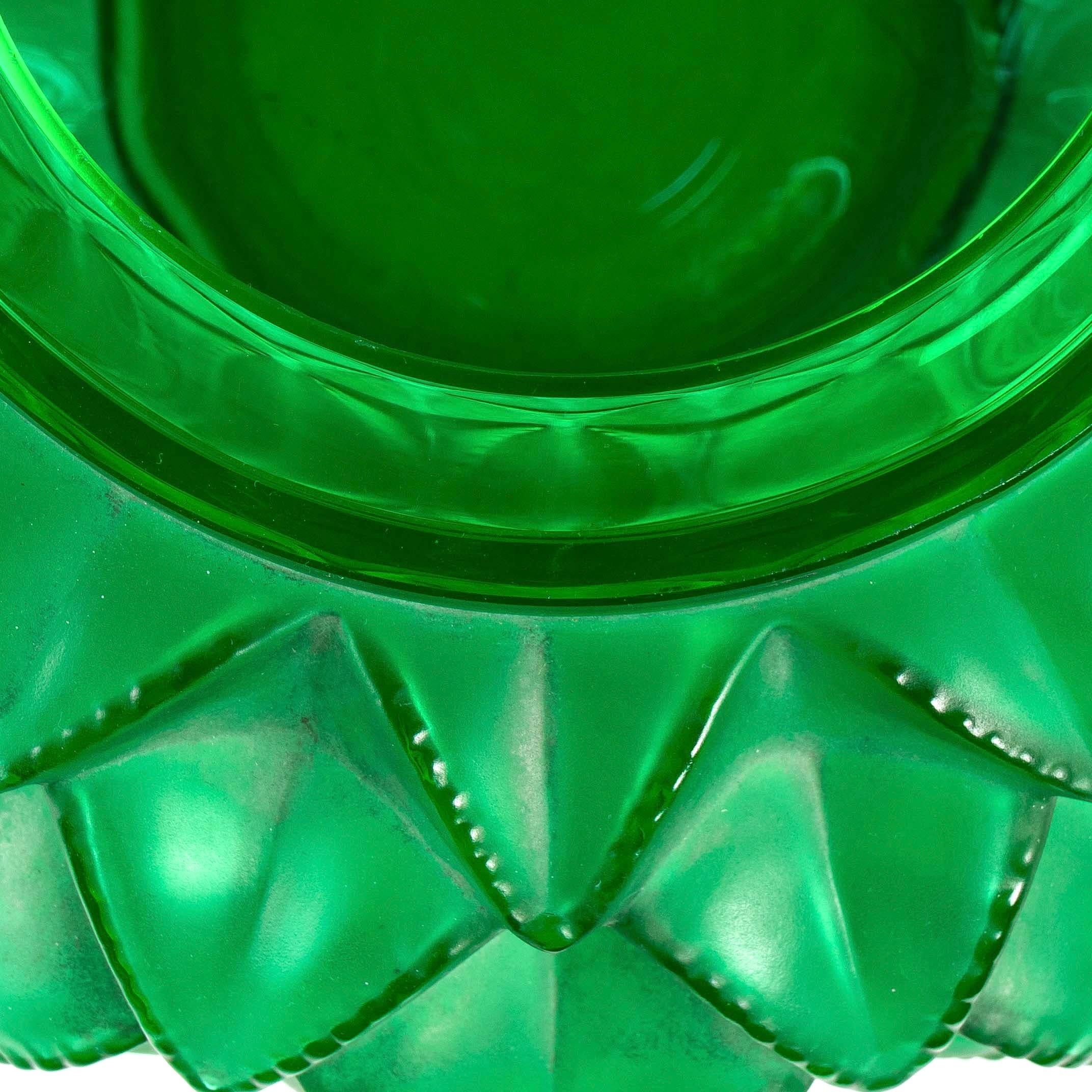 lalique vase 1920