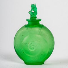 1920 René Lalique Amphitrite Perfume Bottle Emerald Green Glass