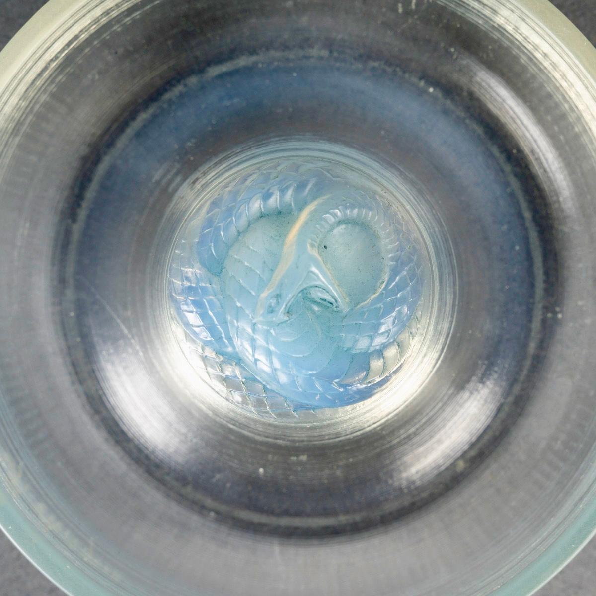 Art Deco 1920 René Lalique - Ashtray Pintray Serpent Snake Opalescent Glass Blue Patina