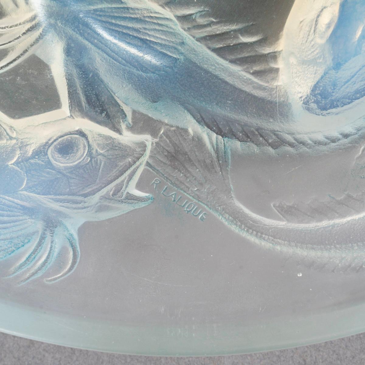Moulé 1920 René Lalique Bol Martigues Poissons Verre opalescent en vente