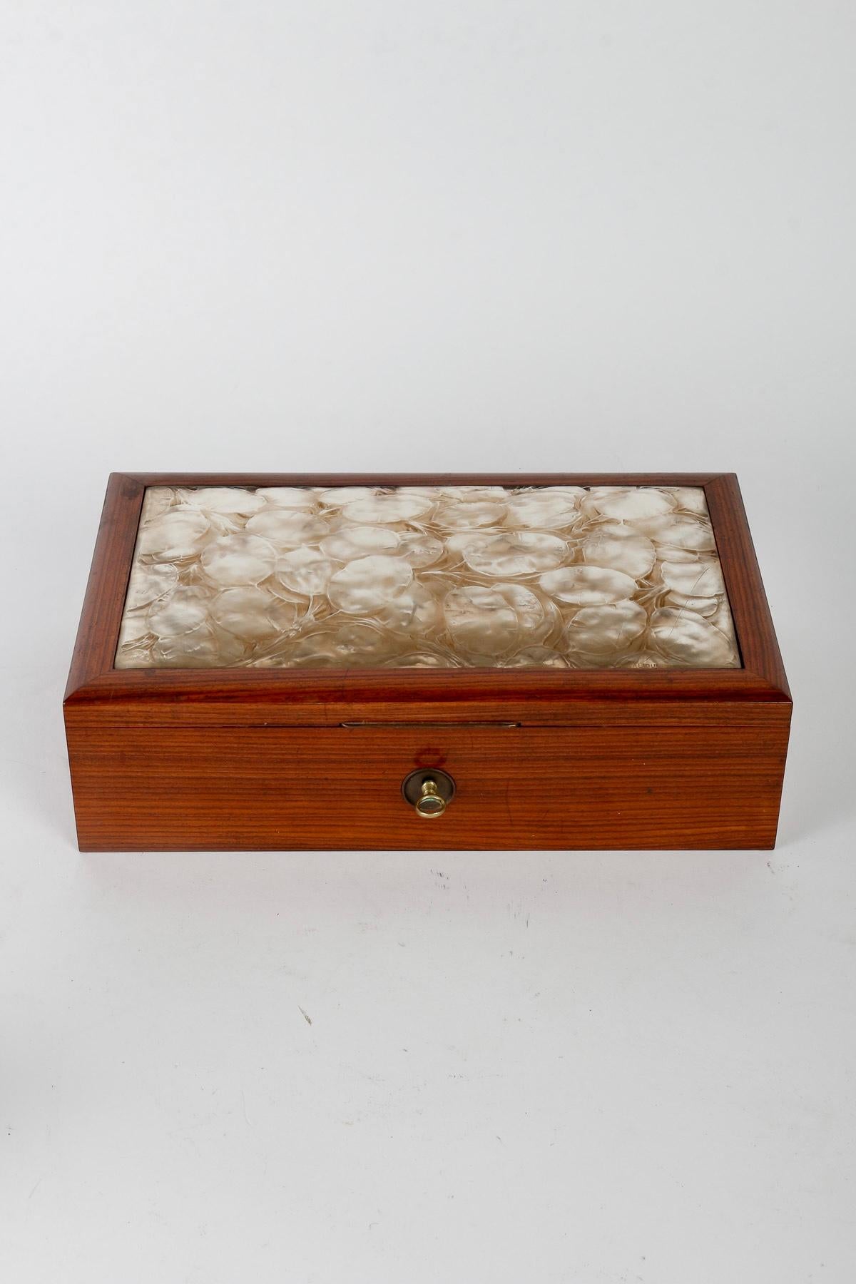 French 1920 René Lalique, Box Monnaie Du Pape Glass With Sepia Patina and Wood