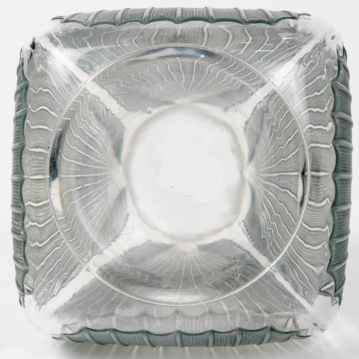 Early 20th Century 1920 René Lalique, Decanter Coquilles Glass with Blue Patina, Shells