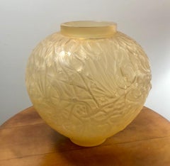 1920 René Lalique Gui Vase in Yellow and Opalescent Cased Glass Mistletoe