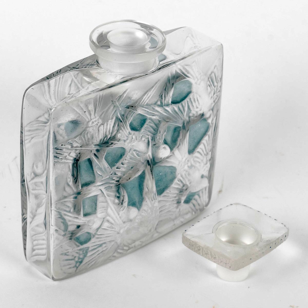 French 1920 René Lalique Perfume Bottle Hirondelles Glass with Blue Patina, Swallows For Sale
