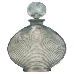 1920 René Lalique, Perfume Bottle Telline Frosted Glass with Blue Grey Patina
