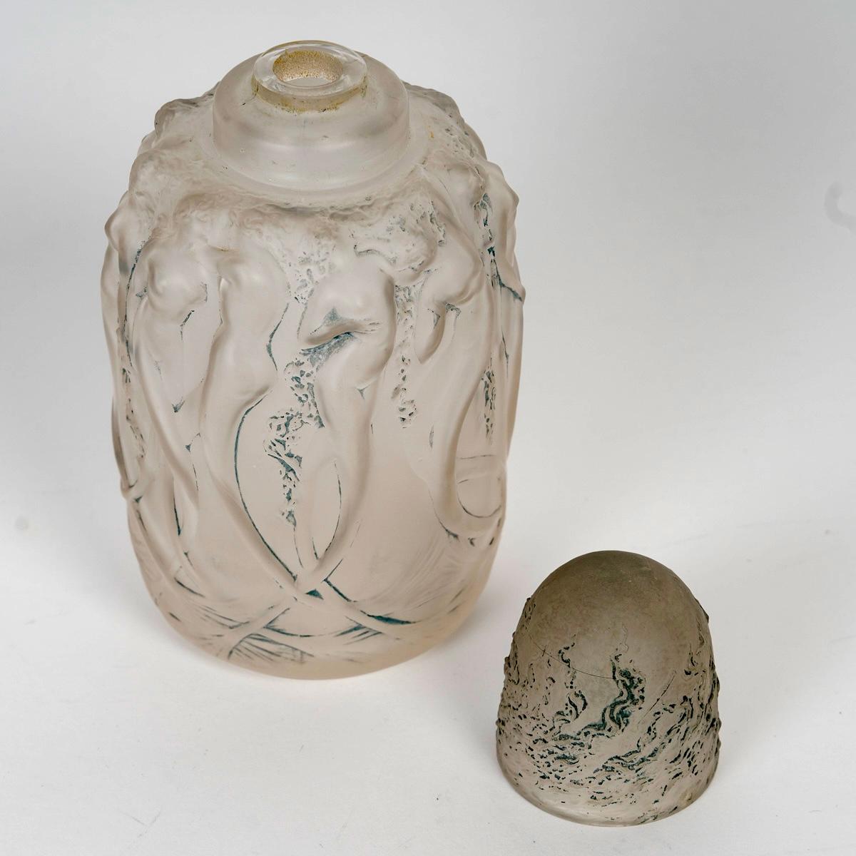 French 1920 René Lalique - Perfume Burner Sirenes Mermaids Glass With Blue Patina