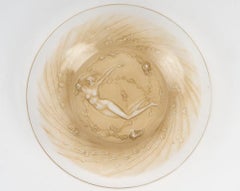 1920 – René Lalique – Plate “A Figurine and Flowers”