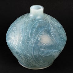 1920 René Lalique Plumes Vase in Double Cased Opalescent Glass with Blue Patina
