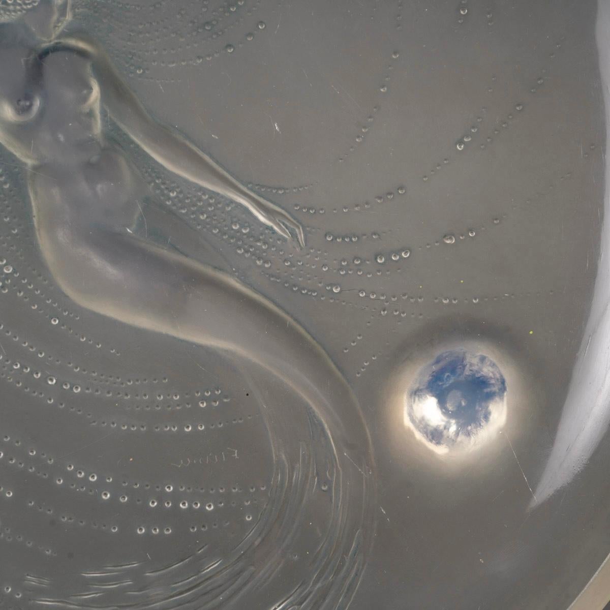Early 20th Century 1920 René Lalique Trepied Sirene Mermaid Bowl Opalescent Glass Blue Patina For Sale