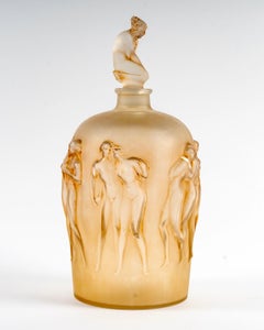 1920 Rene Lalique Vase 12 Figurines Bouchon Figurine Glass and Sepia Patina