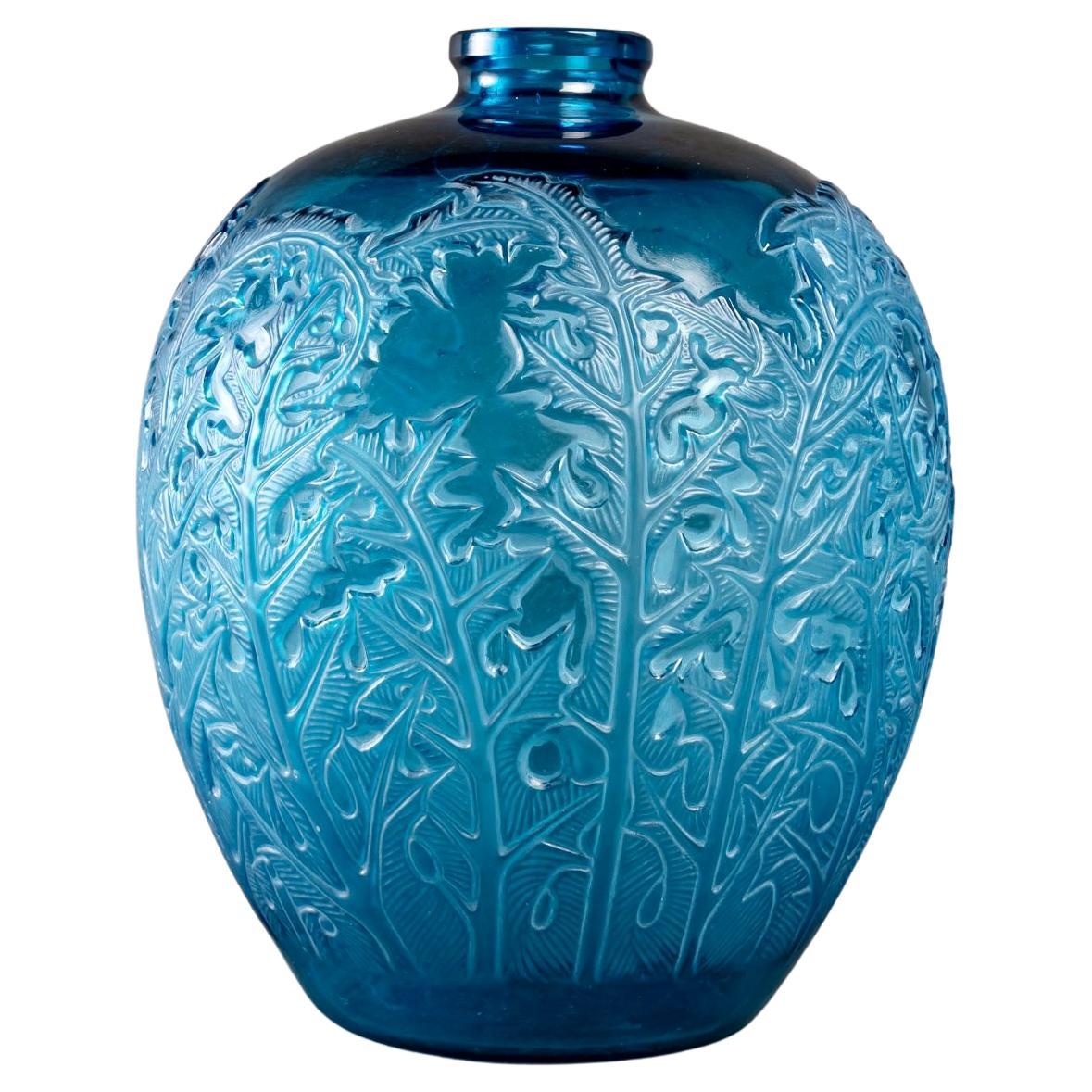 1920 René Lalique, Vase Acanthes Electric Blue Glass White Patina