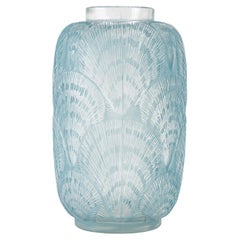 1920 René Lalique, Vase Coquilles Frosted Glass with Blue Patina, Shells