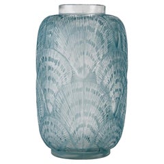 1920 René Lalique, Vase Coquilles Frosted Glass with Blue Patina, Shells