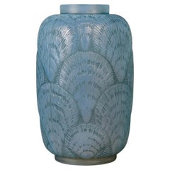 1920 René Lalique - Vase Coquilles Shell Opalescent Glass With Blue Patina