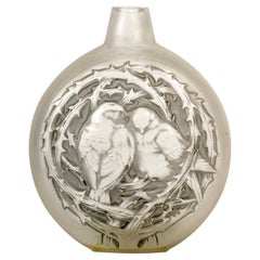 Antique 1920 René Lalique - Vase Deux Moineaux Bavardant Glass with Grey Patina